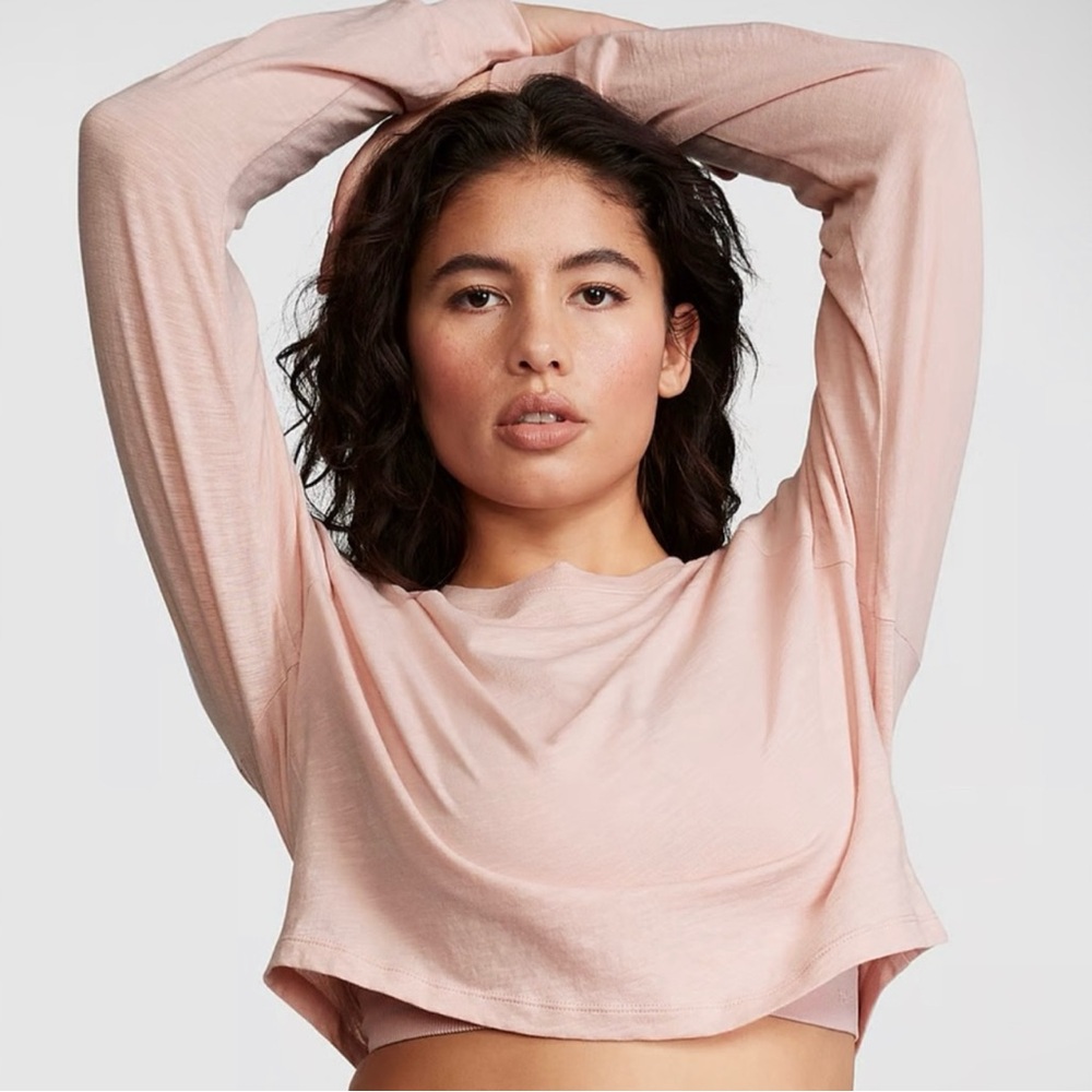 NWT PINK Victoria’s Secret Premium Cotton Cropped Long-Sleeve T-Shirt